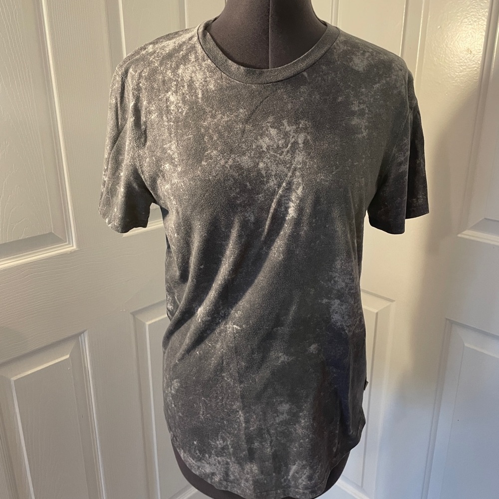 Men’s tie dye t-shirt